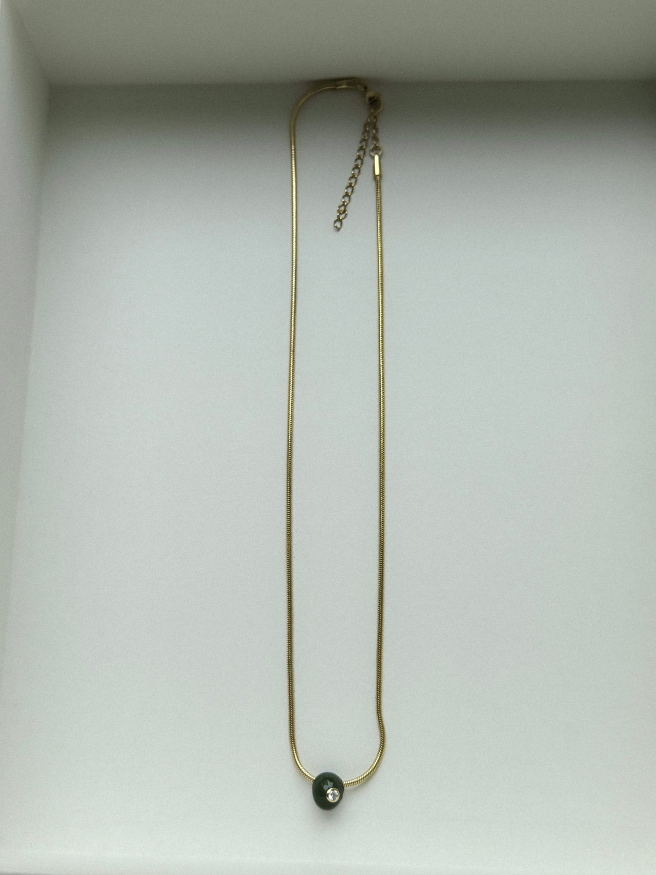 Verd Soil Ball Necklace